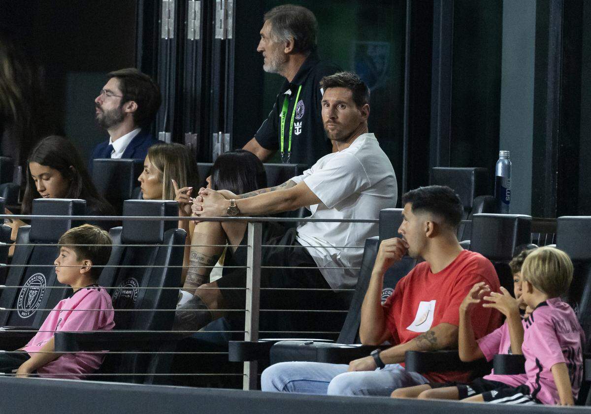 Inter Miami forward Lionel Messi (10) watches his team play against FC Cincinnati in the second half of their MLS match at Chase Stadium on Saturday, Aug. 24, 2024, in Fort Lauderdale, Fla.