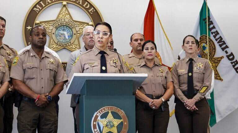 Fla. sheriffs warn of ‘train wreck’ tax-cut plan. Miami-Dade sheriff: Don’t be scared