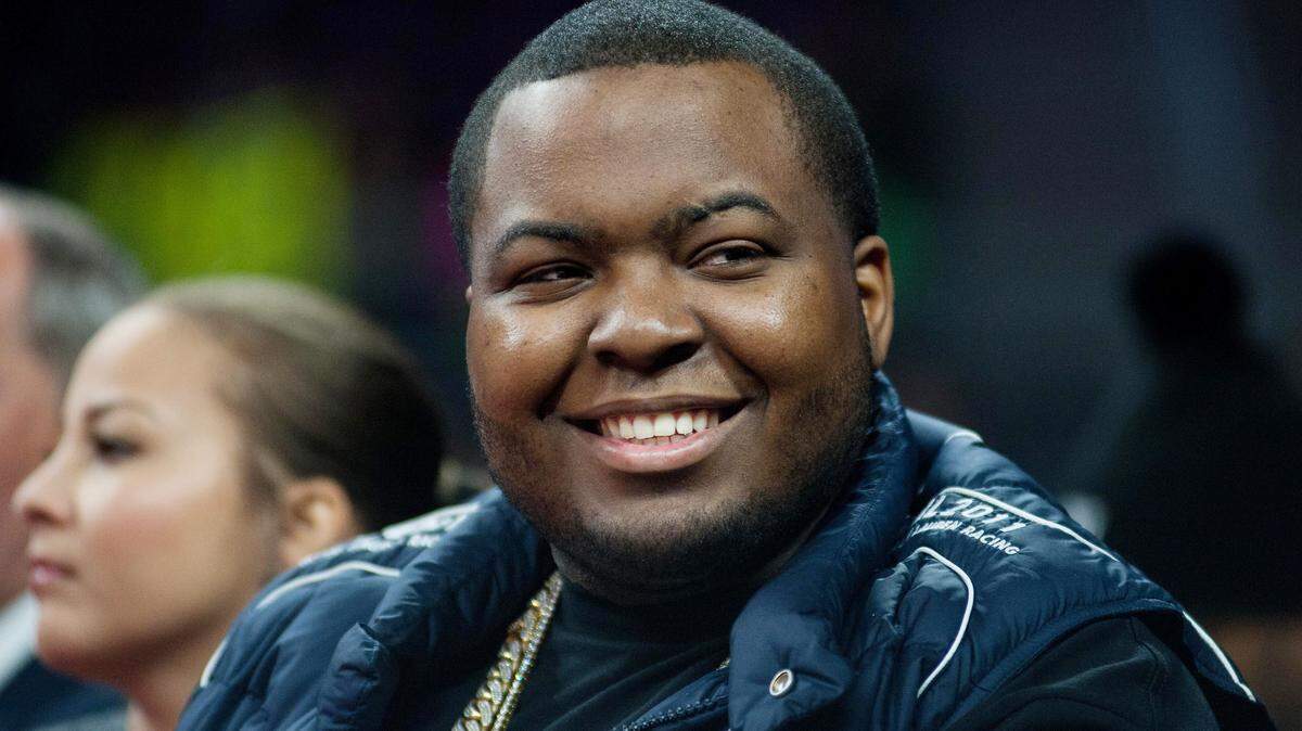 Feb 27, 2015; Auburn Hills, MI, USA; Recording artist Sean Kingston in attendance during the game between the Detroit Pistons and the New York Knicks at The Palace of Auburn Hills. New York won 121-115. Mandatory Credit: Tim Fuller-USA TODAY Sports