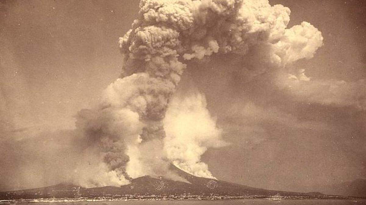 Long before Pompeii, volcanic eruptions of Mount Vesuvius buried Afragola, a bronze age village in Italy, study of ancient plant life shows.