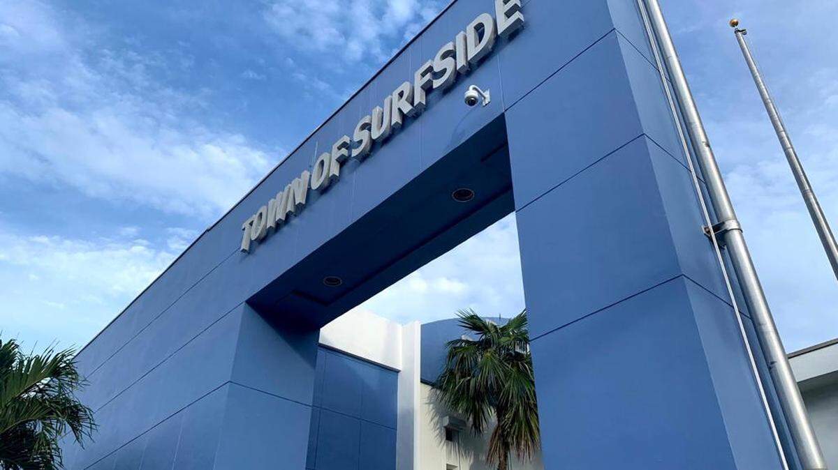 Surfside Town Hall