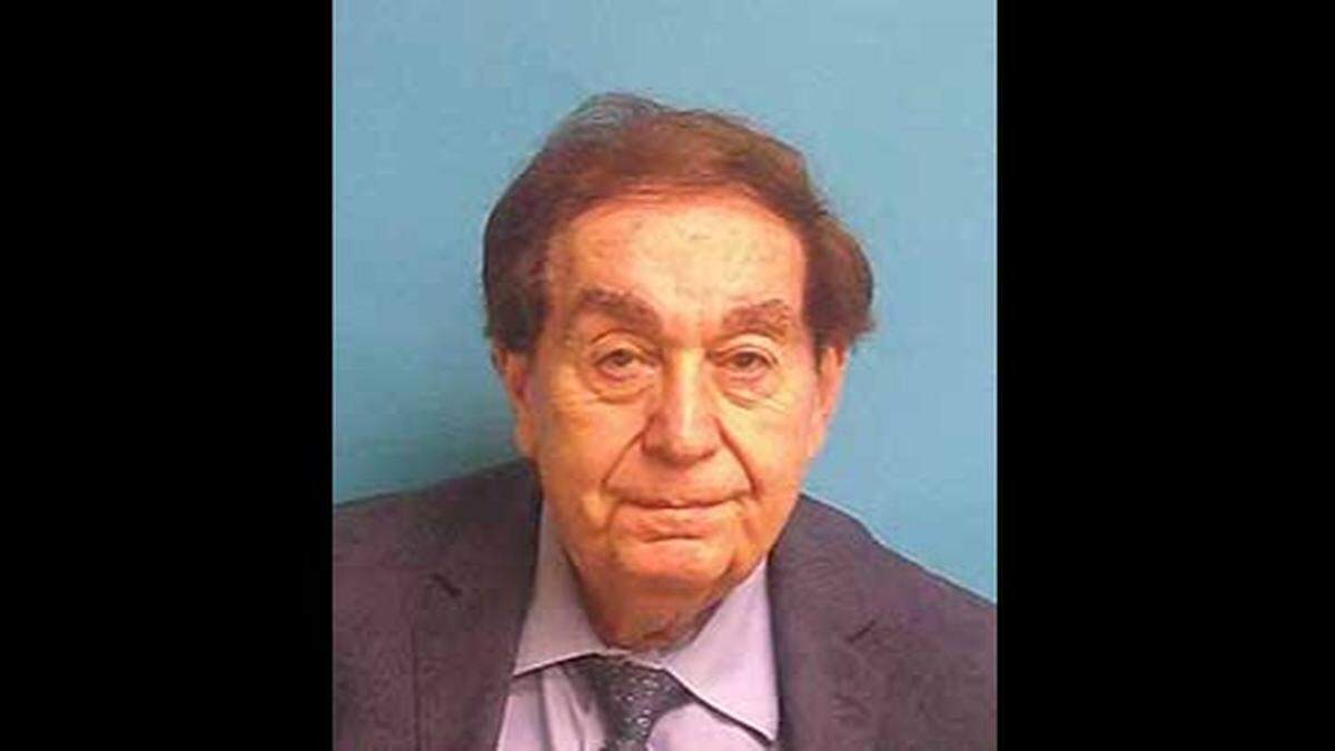Saul Lipsman’s photo from August 2023 as he began his 5-year probation