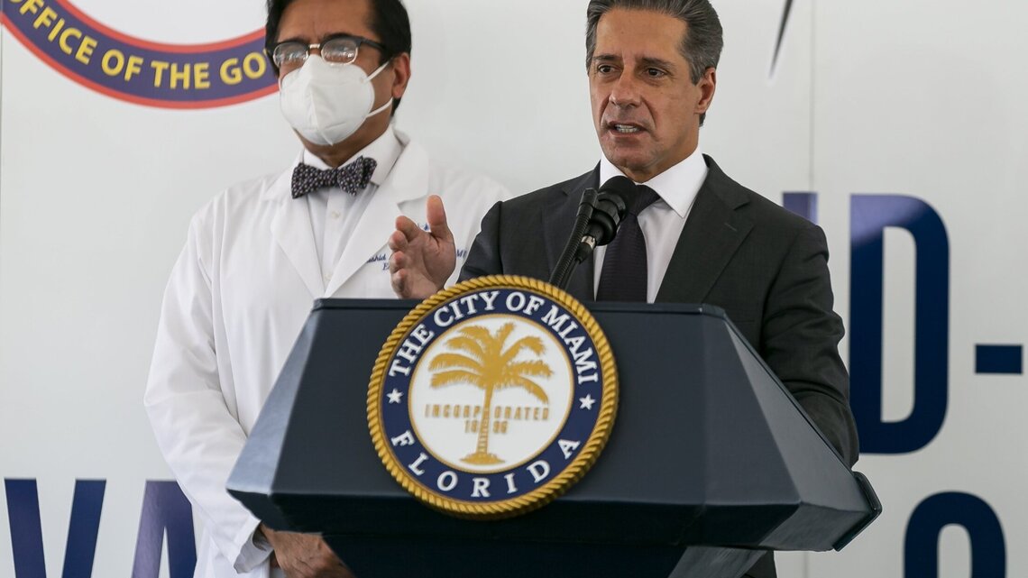 Miami School Board members speak out on Instagram account targeting Alberto Carvalho