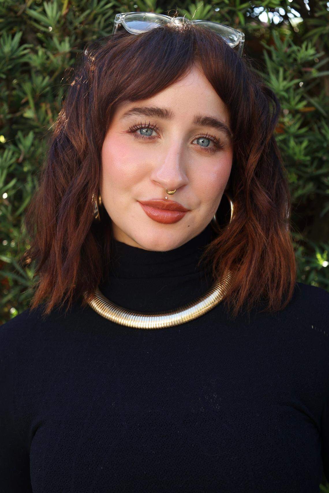 Profile Image of Vivienne Serret