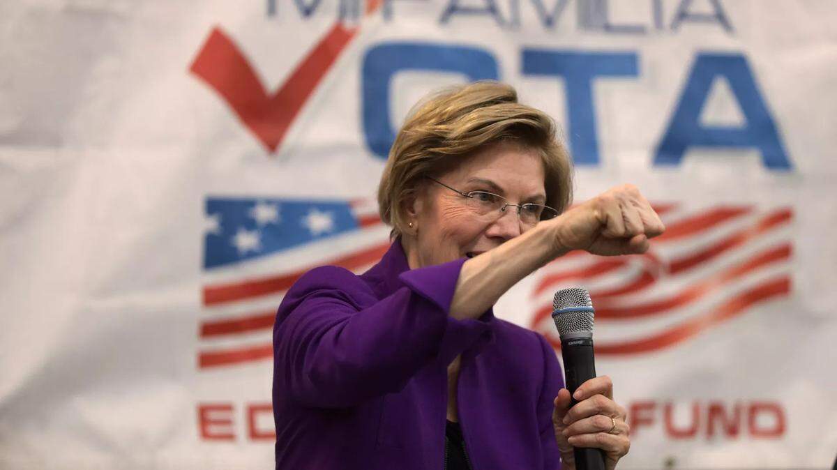 Elizabeth Warren at an event in Nevada ahead of the caucus in February.