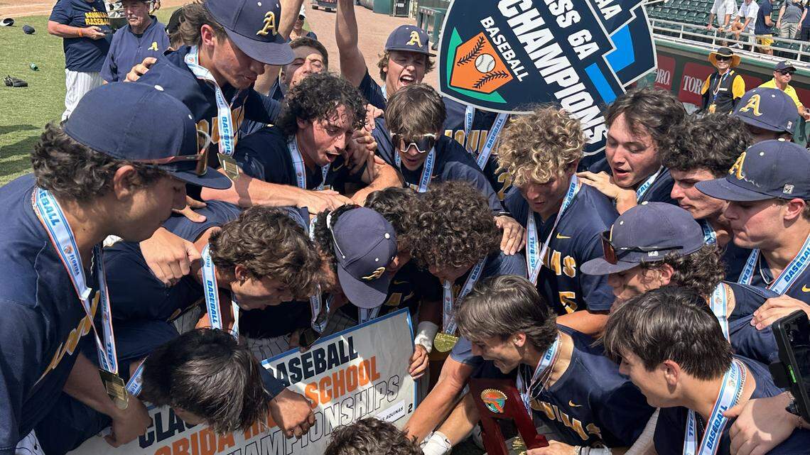 St. Thomas Aquinas’ baseball team secures first back-to-back state championships