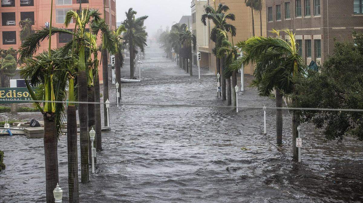 Streets of downtown in Fort Myers get flooded due to the surge of the Caloosahatchee River as Hurricane Ian hit the West Coast of Florida as Category 4 storm, on Wednesday, Sept. 28, 2022. Drowning has emerged as the top cause of death from the storm.