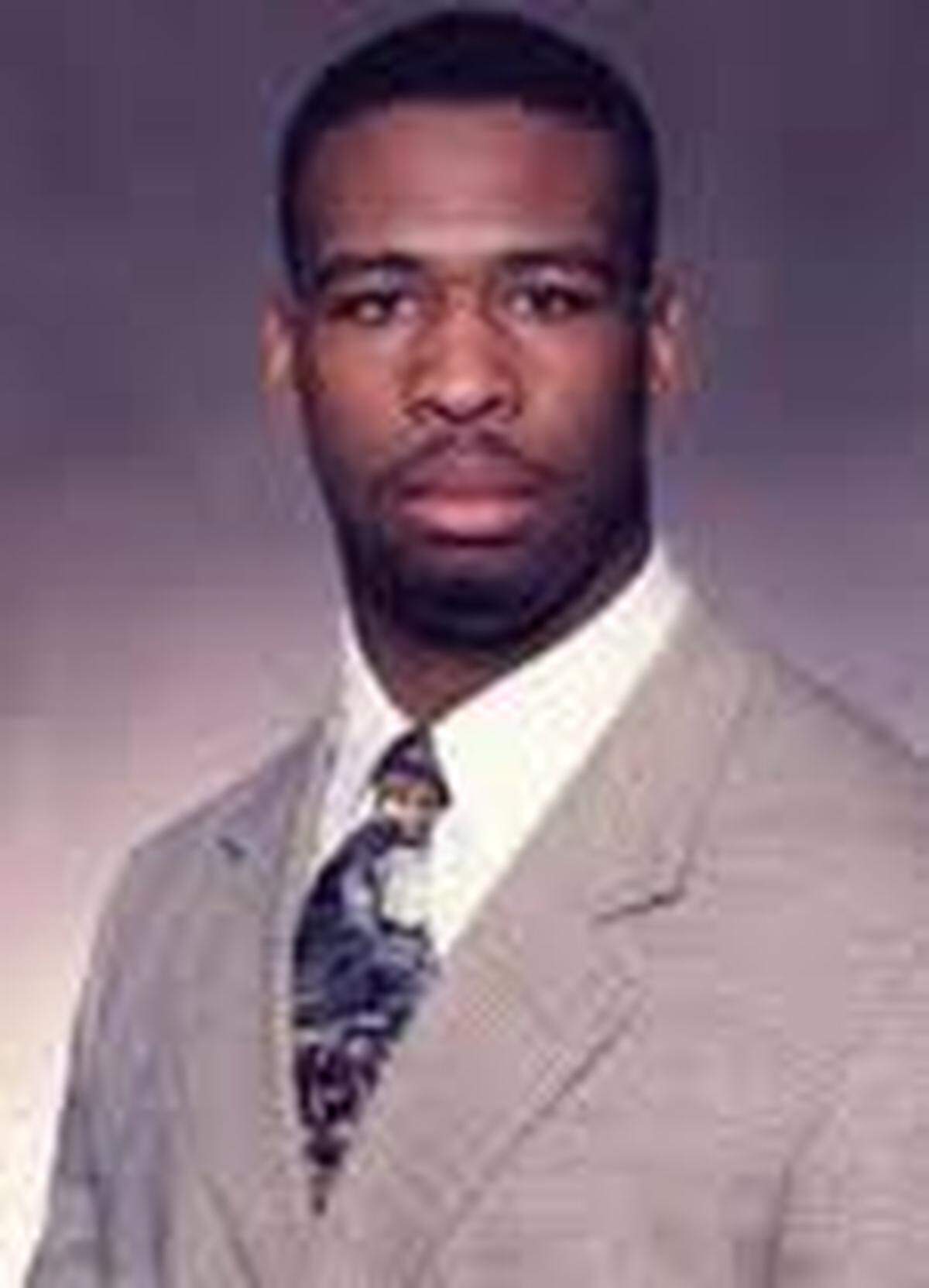 Former Miami Southridge High and Florida State University football standout Lamont Green died on Monday at age 49.