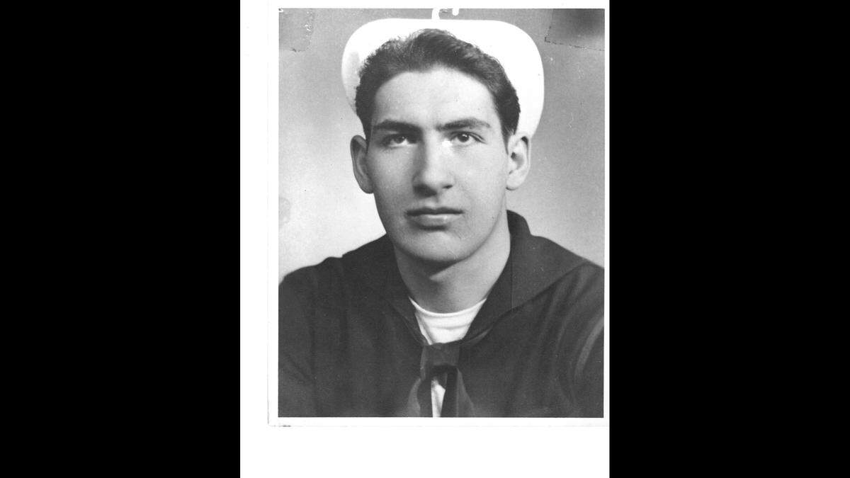 Retired Miami homicide detective Mike Gonzalez, who spent decades investigating murders, died on Dec. 1, 2022, at age 95. He served in the Merchant Marines during World War II.