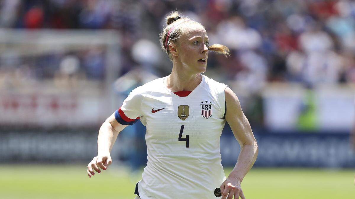 United States defender Becky Sauerbrunn moves the ball up the pitch during the first half of an international friendly soccer match against Mexico, Sunday, May 26, 2019, in Harrison, N.J. The U.S. won 3-0.