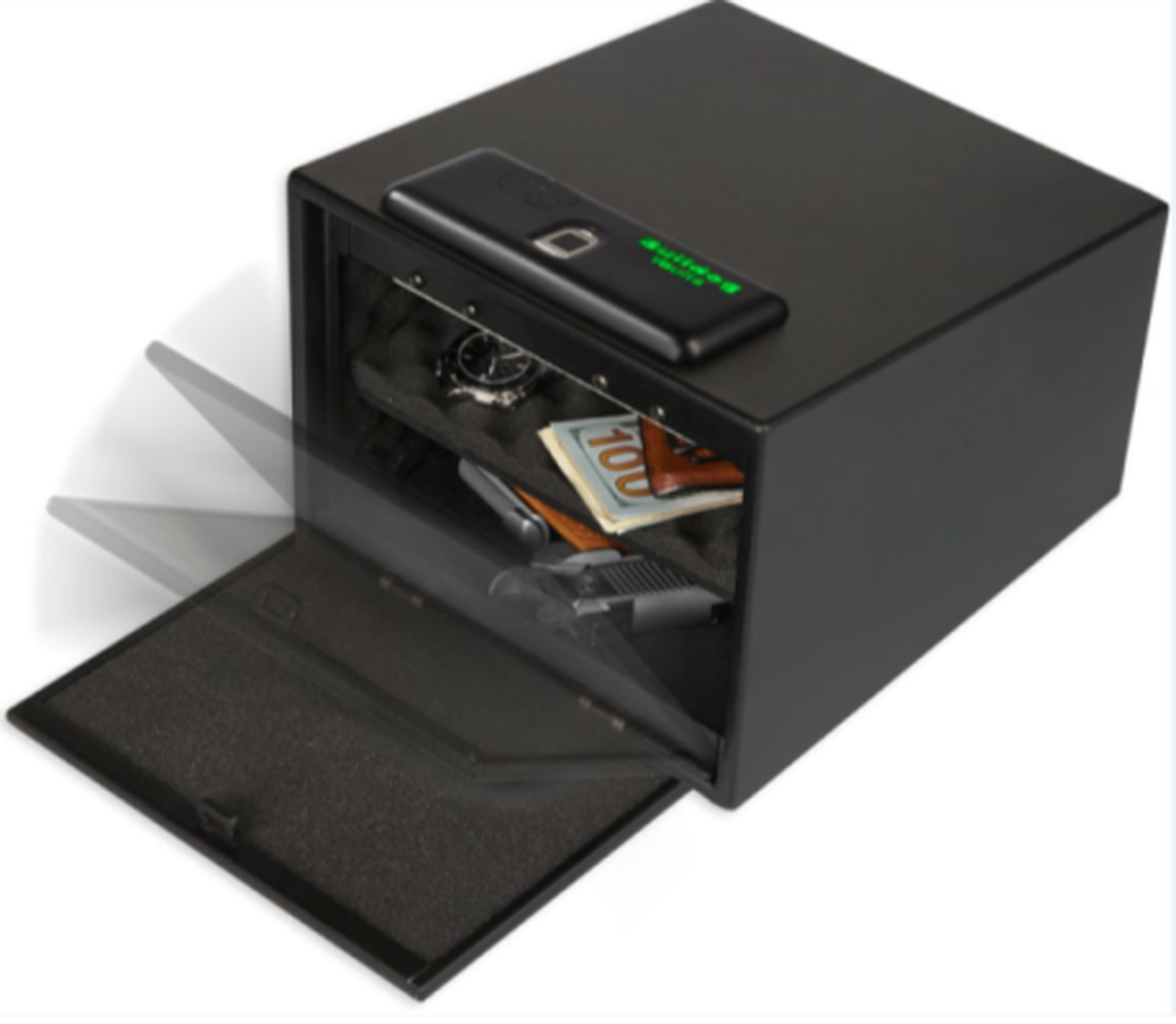 Bulldog Magnum Biometric Pistol Vault with Shelf