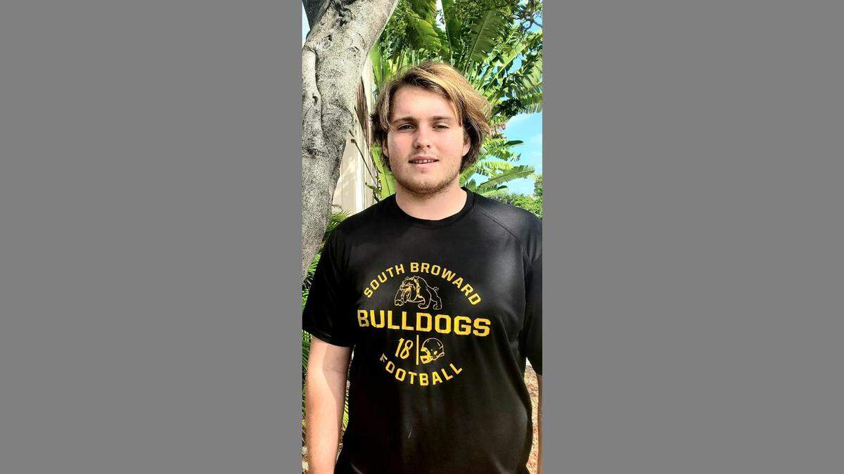 South Broward High School senior Elijah Ruby received a suspension for handing out flyers to advertise the Global Climate Strike in his area. An assistant principal told him he could no longer attend prom or any other special senior events.