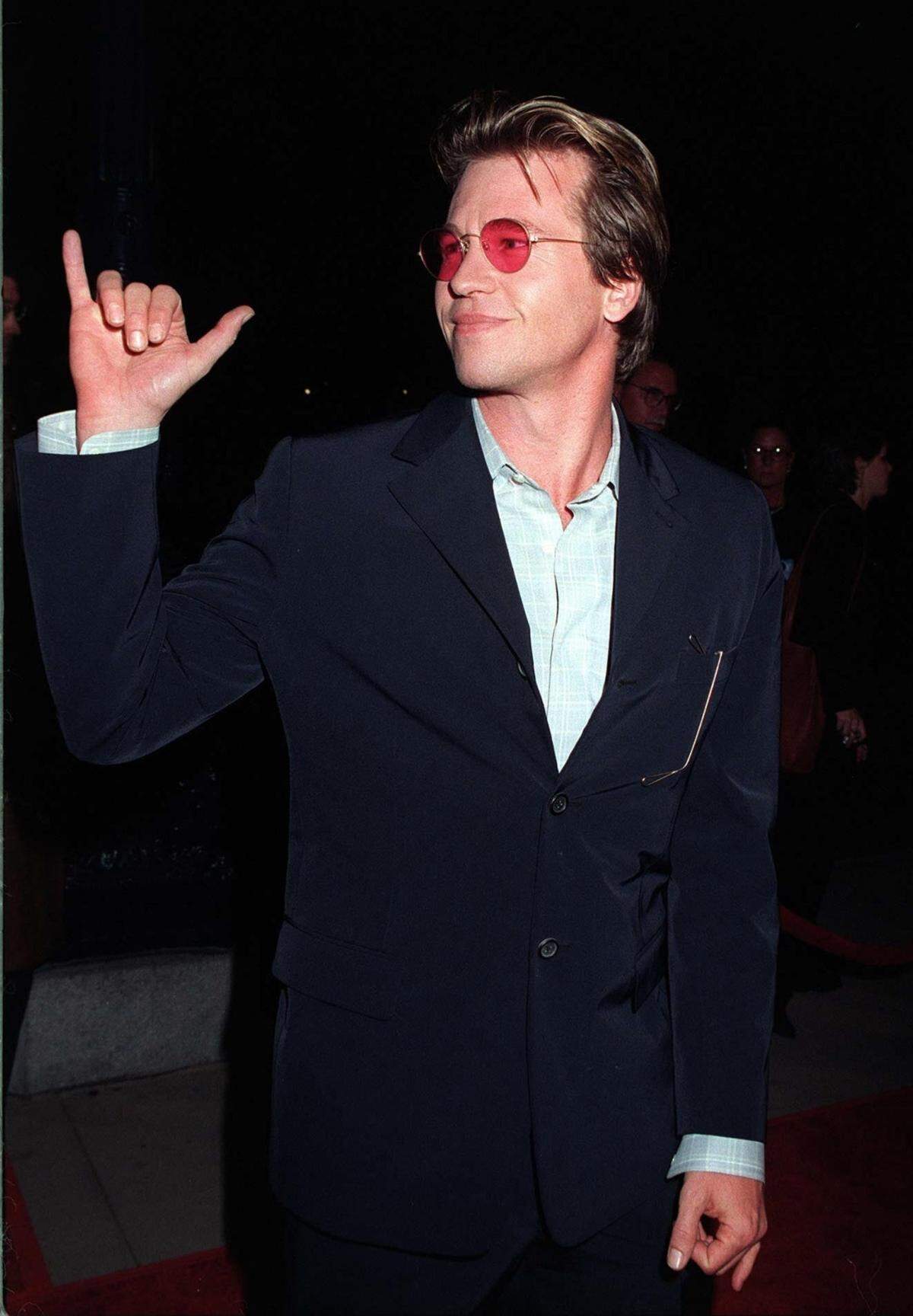 val kilmer at premiere of the saint