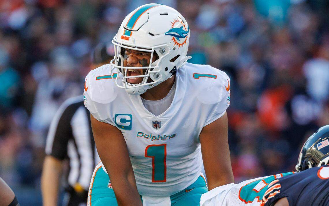 Miami Dolphins quarterback Tua Tagovailoa (1) calls a play during fourth quarter of an NFL football game against the Chicago Bears at Soldier Field on Sunday, November 6, 2022 in Chicago, Illinois.