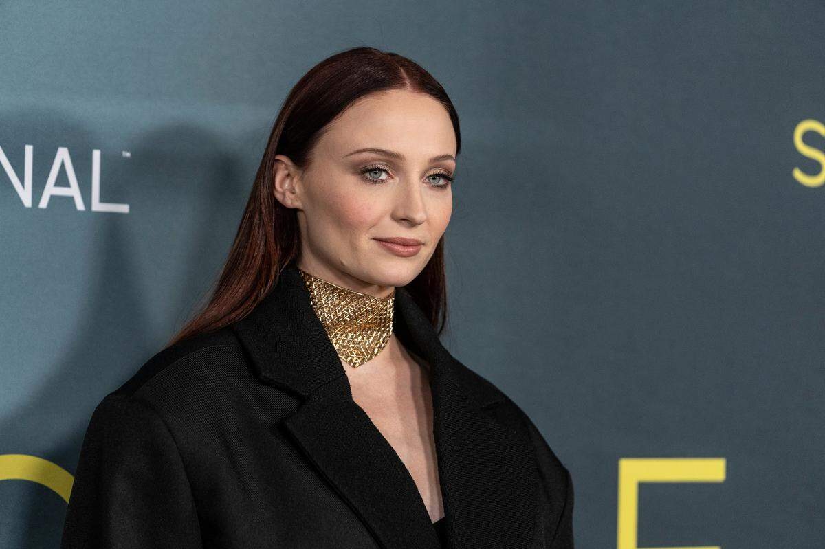 sophie turner