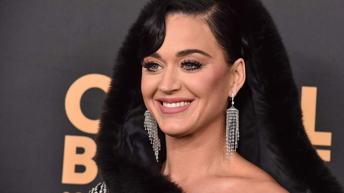 katy perry at premiere of carol burnett tribute