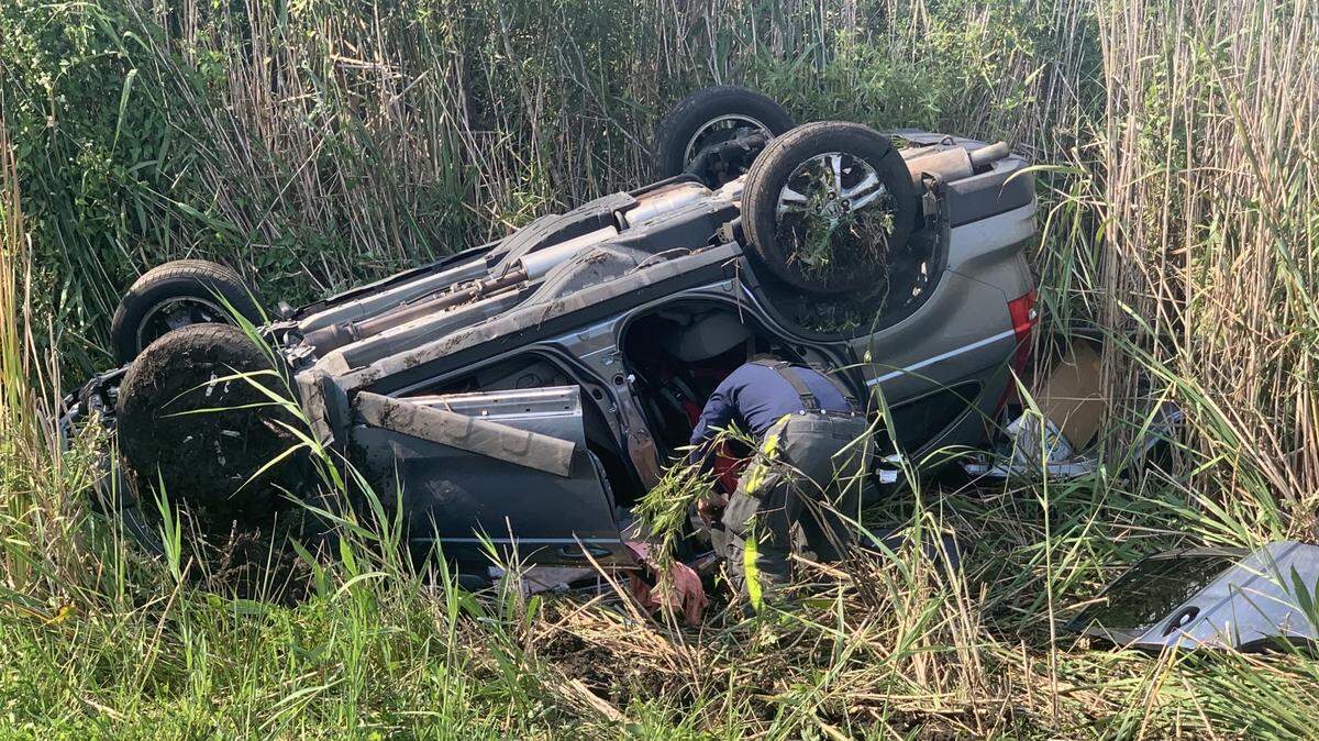 Two adults and the same number of minors were sent to the hospital after the vehicle they were in rolled over on Alligator Alley in West Broward County on Thursday, May 5, 2021.
