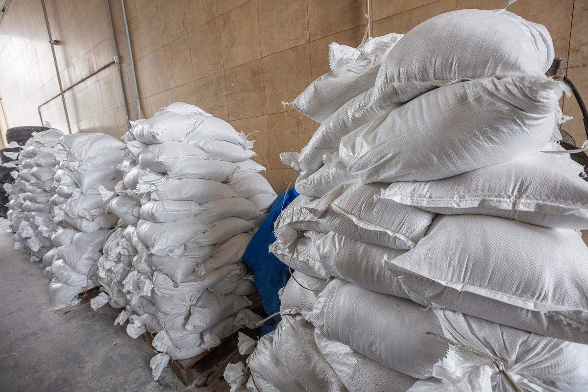 Sandbags when The City of North Miami Beach gives them out to residents ahead of the expected flooding in the next few days in 1965 NE 151st Street, North Miami Beach on Saturday October 5ve., 2024.