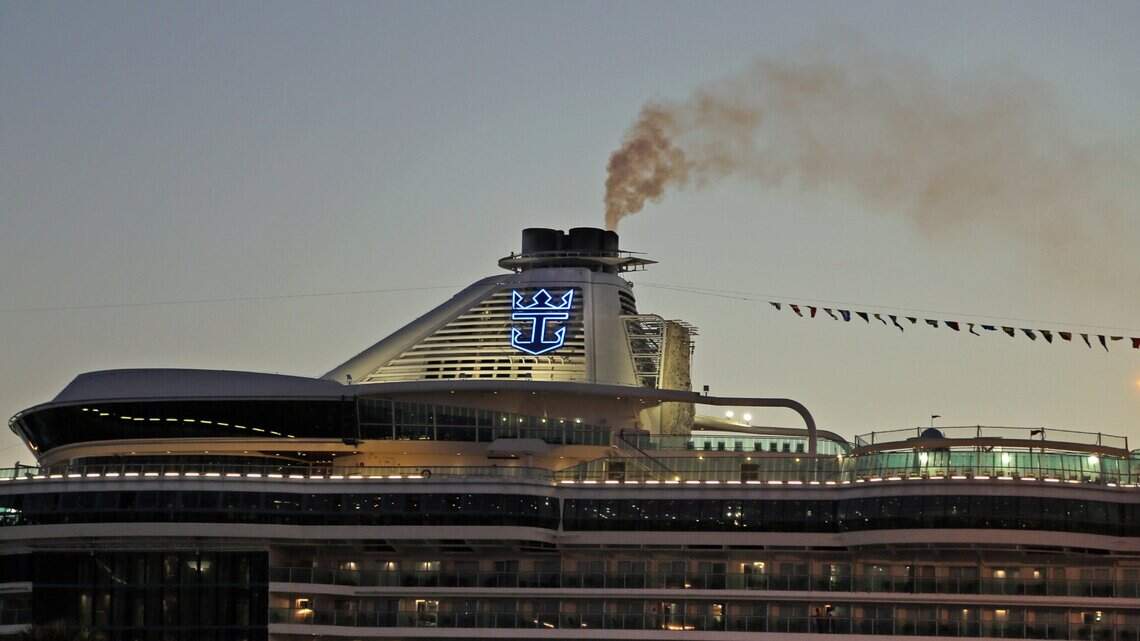 Royal Caribbean ship with Norovirus outbreak stopped in Miami; 98 were ill