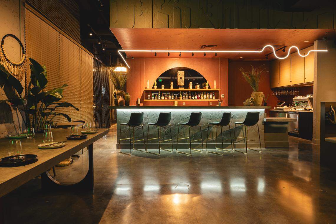 El restaurante Wayku de Wynwood, un lugar de comisión de fusión latina, rinde homenaje a la cultura andina.