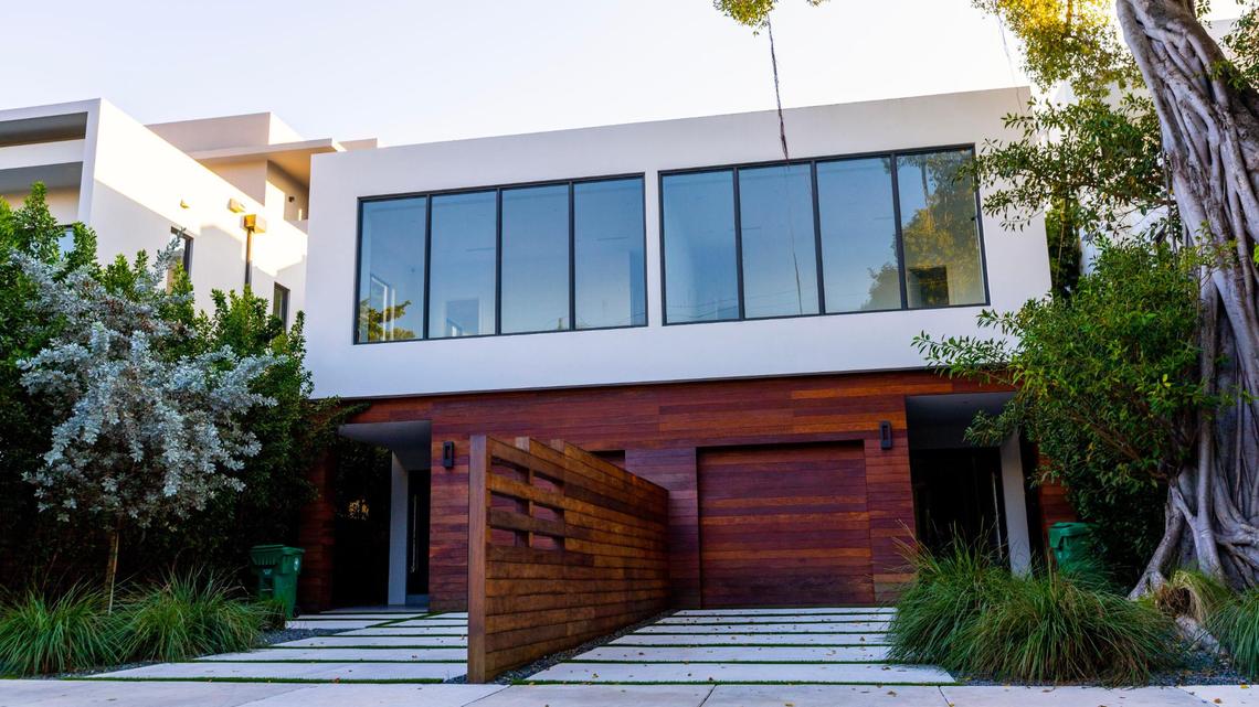 Real estate contracts tend to favor developers. What homebuyers should watch out for