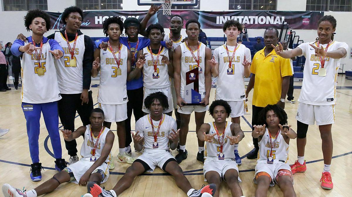 Northwestern Bulls pose for the picture after victory against Miami Senior High during the GMAC Boy’s championship basketball game Saturday, January 25, 2025 at Miami Senior HS in Miami. Andrew Uloza / for Miami Herald