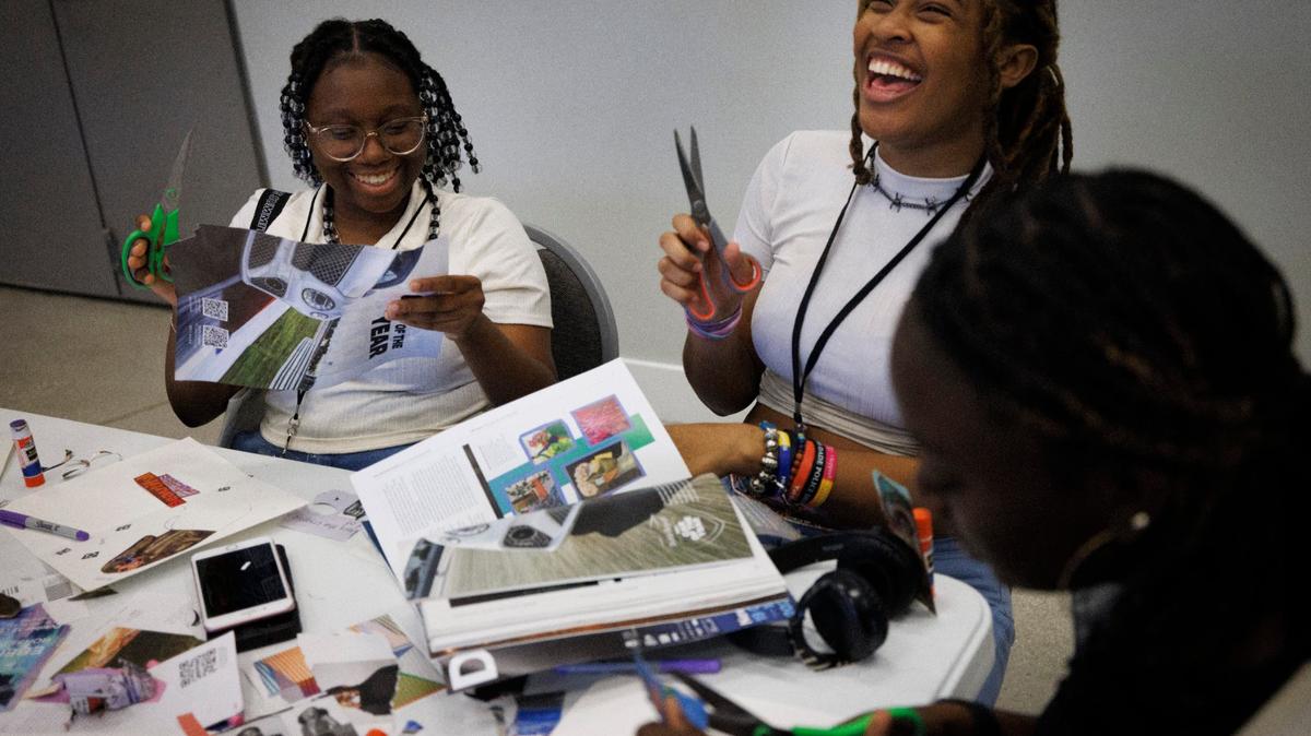 Anaya Funeus, left, Messiah Blain, center, and Gartaisha Lundy, friends from middle school, do a self portrait workshop during the Dream Defenders’ Peace Summit camp for kids and teenagers on Thursday, June 20, 2024 at Sandrell Rivers Theater in Miami.