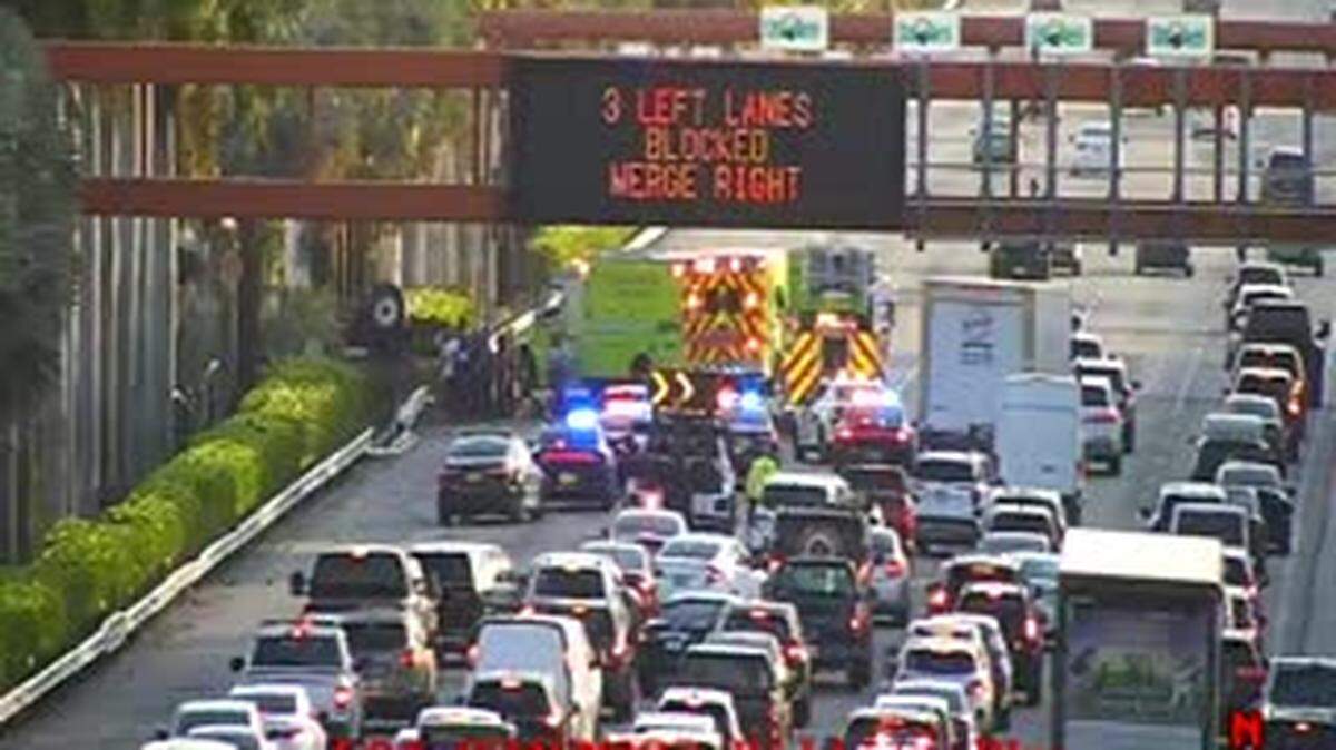 This crash on the Don Shula Expressway, State Road 874, had northbound traffic backed up to Florida’s Turnpike.