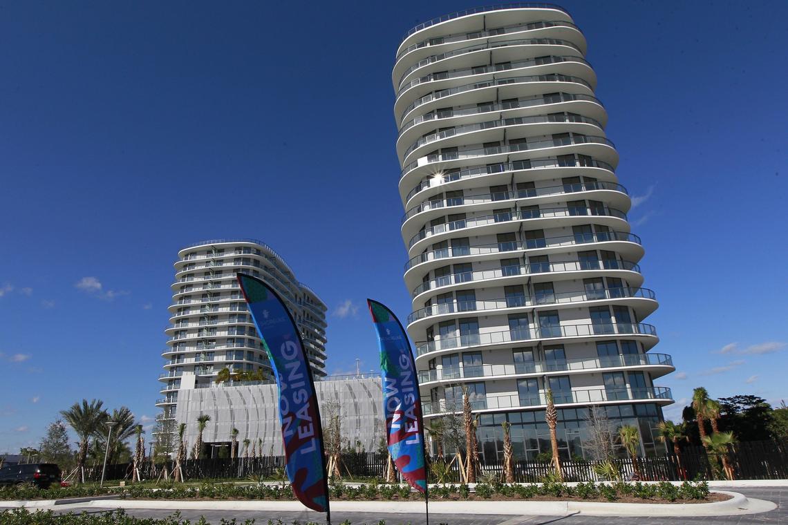 Rents at The Shoreline in Solé Mia range from $1,700 to $3,700.