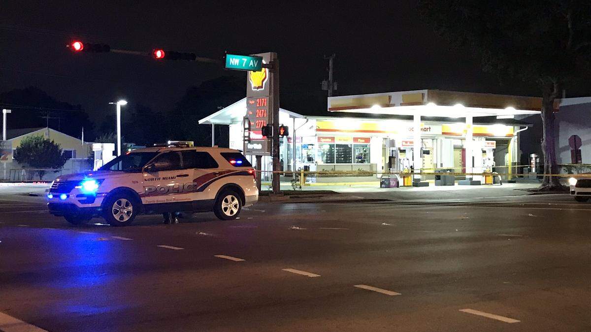 An overnight shooting has reportedly killed one and left two injured in North Miami at the corner of Northwest 125th Street and Seventh Avenue. Southbound Seventh Avenue is shut down for 10 blocks.