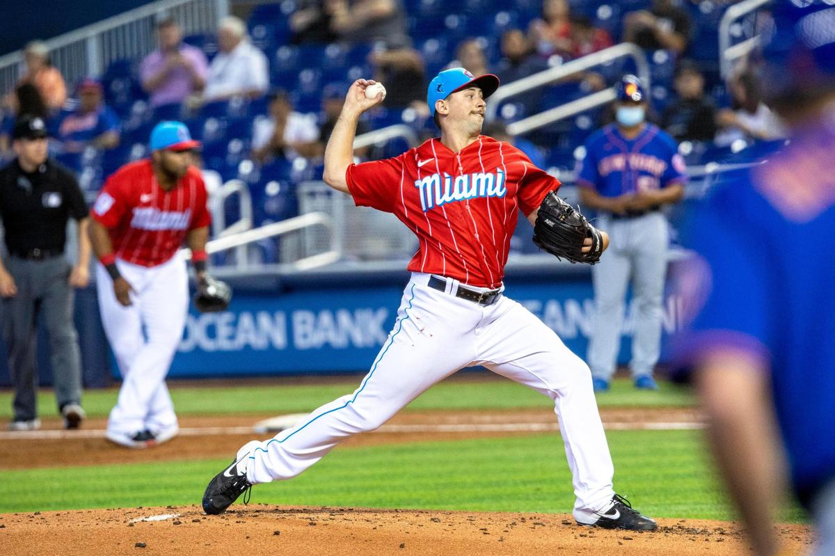 Miami Marlins pitcher Cody Poteet&nbsp;(72) pitches during the first inning of an MLB game against the New York Mets at loanDepot park in the Little Havana neighborhood of Miami, Florida, on Sunday, May 23, 2021.