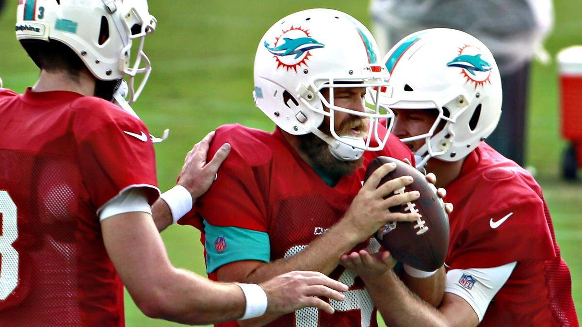 Ryan Fitzpatrick (14), and not Josh Rosen, is by all appearances on track to start Week 1 against the Ravens.