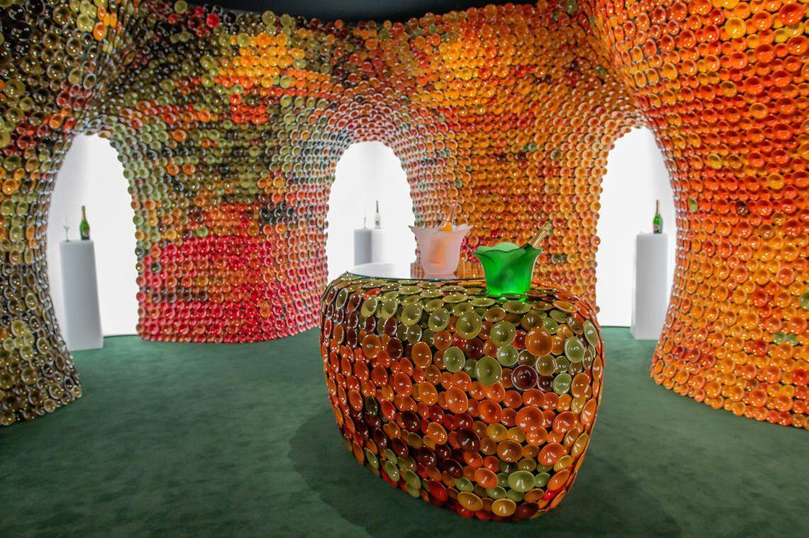 At Design Miami/ 2019, Perrier-Jouët commissioned Andrea Mancuso to create a wine cellar of ceramics. 