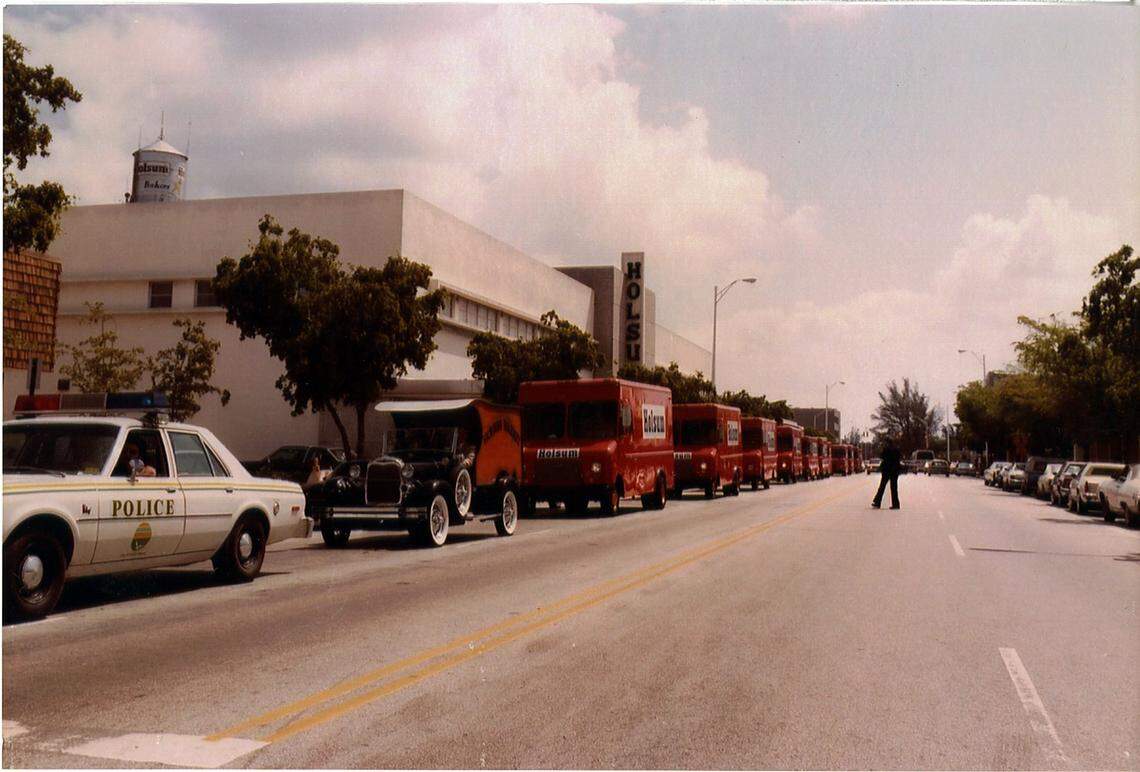 Holsum Bakery trucks lined up in front of the Holsum Office building on Sunset Drive in South Miami for the move to Medley.