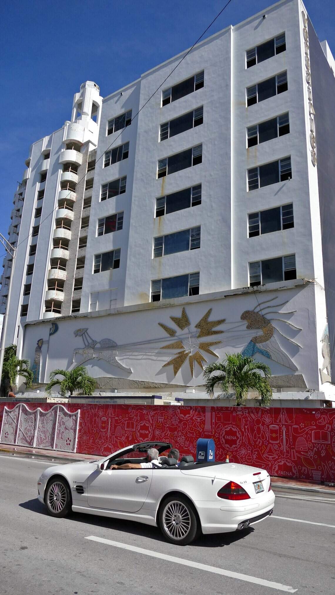 Glam hotelier Aman pays to restore Miami Beach’s Apollo mural | Miami ...