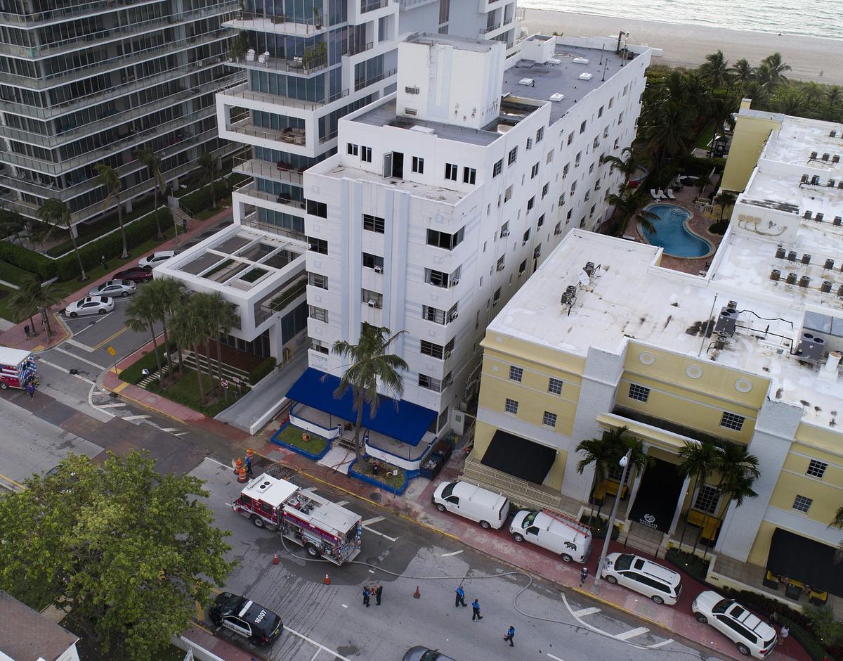 The scene as Miami Beach Fire units extinguish a fire in a building at 3621 Collins Ave., early Friday morning, June 1, 2018.