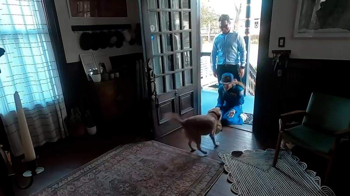 What Happened When Astronaut Reunited With Dog After Mission