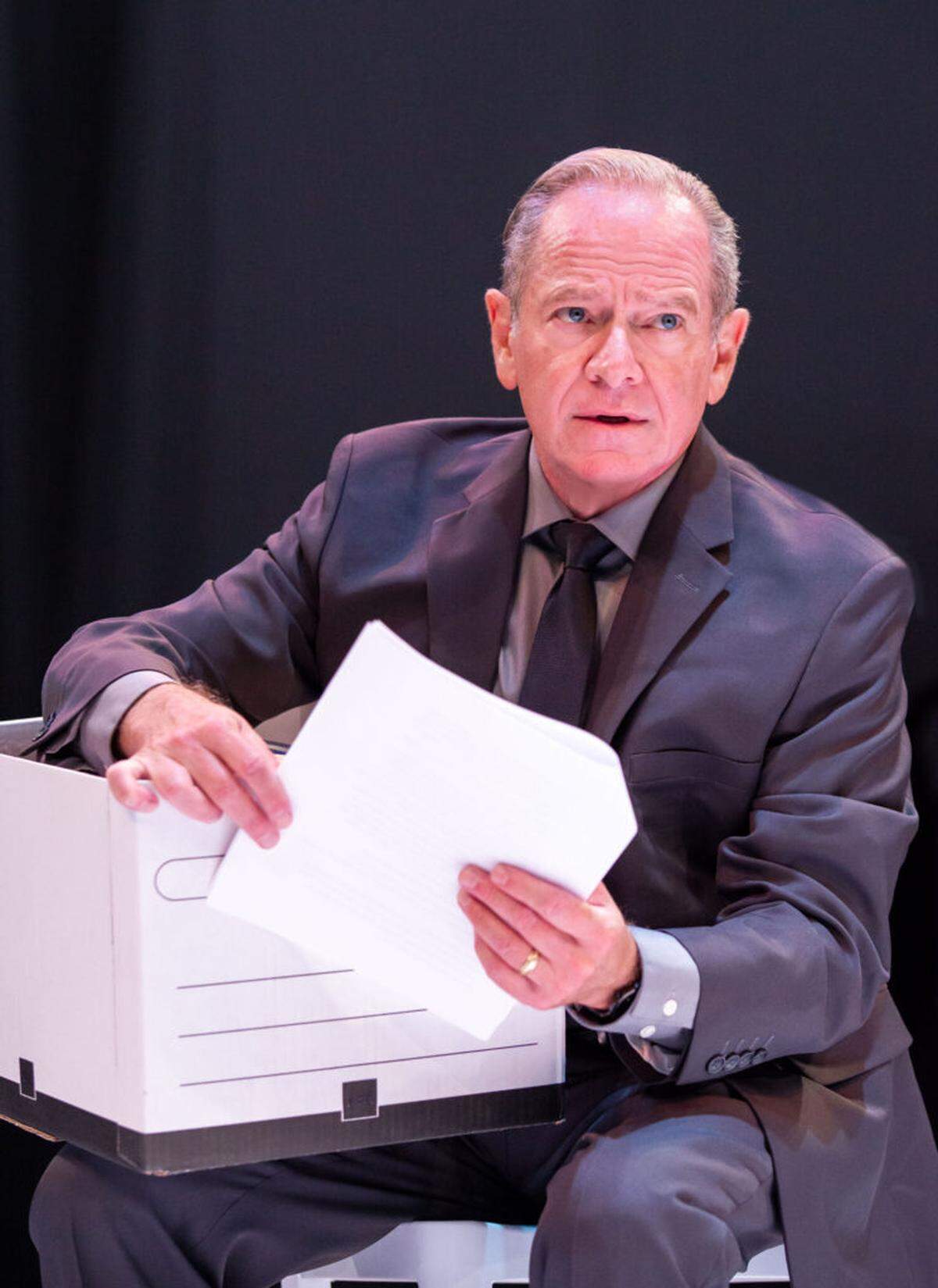 Michael McKeever plays good cop Tupolski. McKeever also created the projection illustrations for “The Pillowman” at Zoetic Stage.