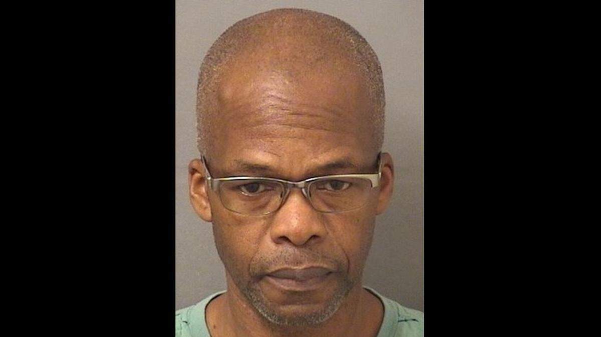 Broward Sheriff’s Office Detention Deputy Verol Cowans