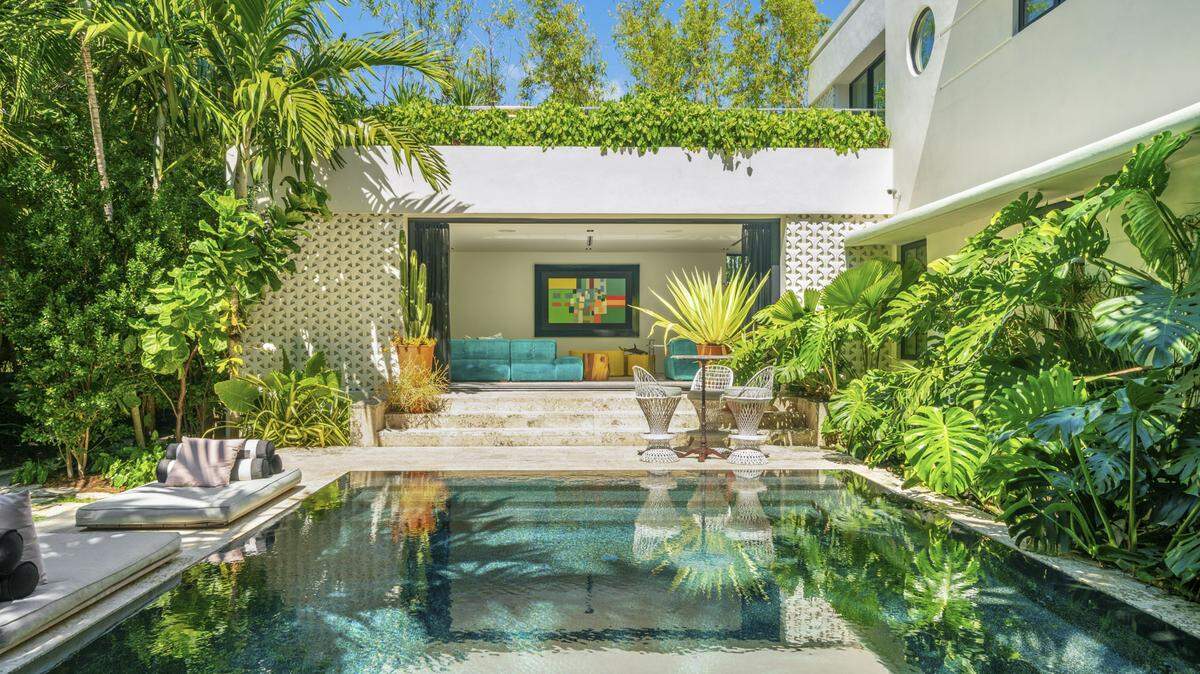 Built in 1936, this Henry Maloney-designed Miami Beach house redone by a Detroit auto industry CEO is hitting the market Friday $6.75 million, almost $5 million more than he and his partner paid for it in 2013.