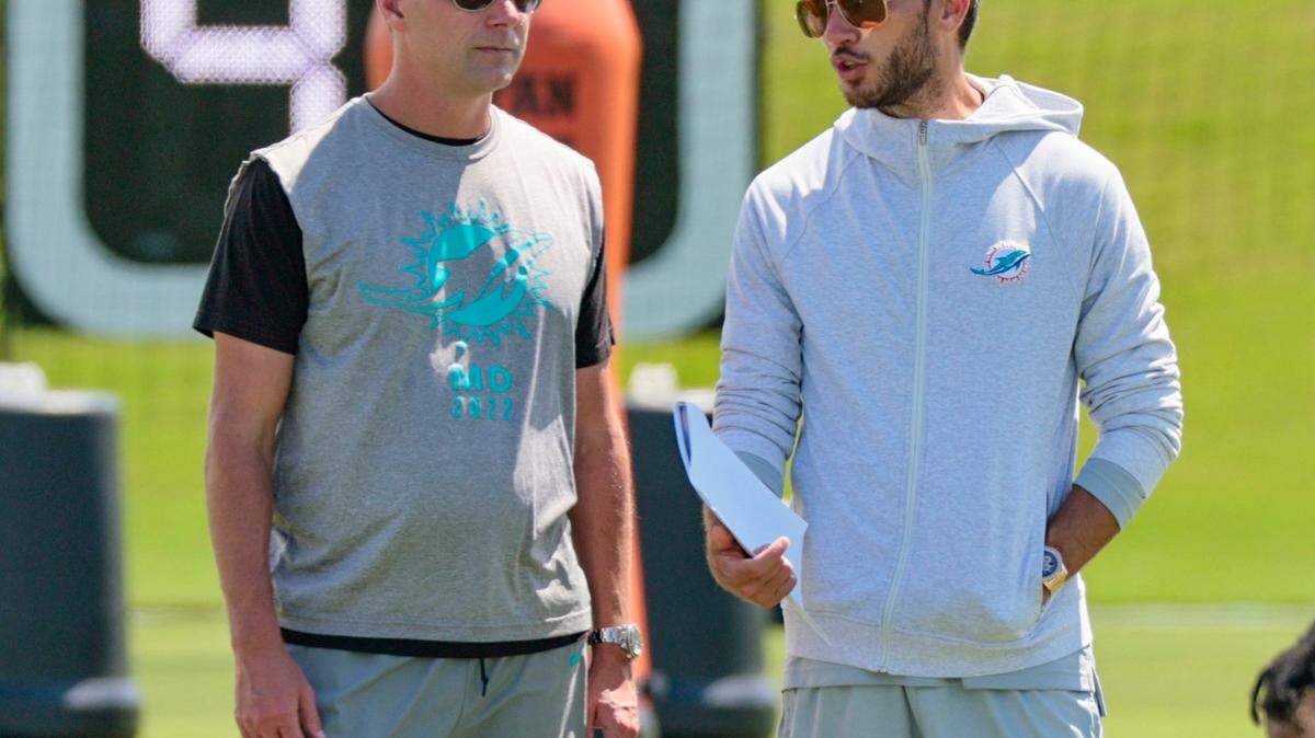 Miami Dolphins defensive coordinator Josh Boyer speaks with head coach Mike McDaniel during practice at the Baptist Health Training Complex in Miami Gardens on Thursday, September 8, 2022.