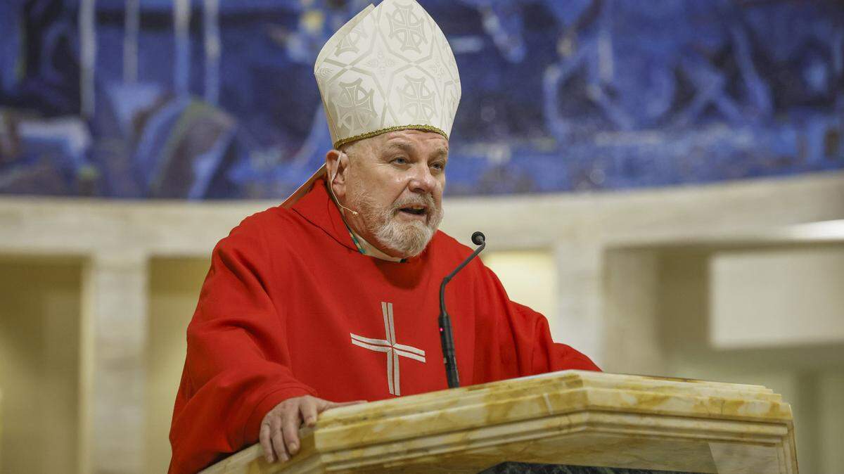 Archbishop Thomas Wenski presides over Good Friday of the Lord’s Passion at St. Mary Cathedral on Friday, April 3, 2026, in Miami.