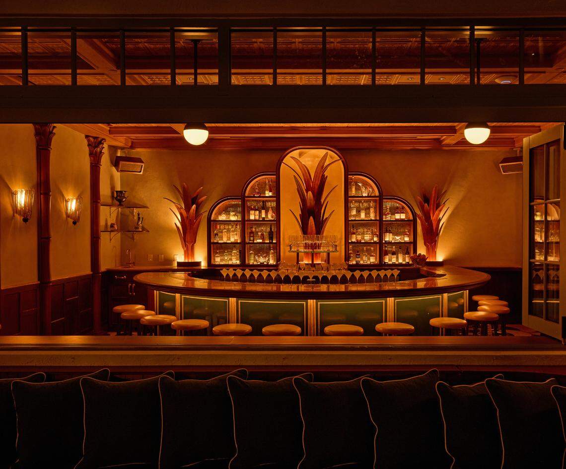 The bar at Sunny’s Steakhouse. 