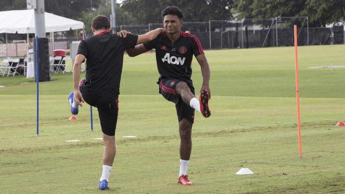 Manchester United Football Club left-back Demetri Mitchell training at Barry University in Miami Shores, Fla. on Monday, July 30, 2018. Taking part in the International Champions Cup, the English soccer club will take on Spain’s Real Madrid, Tuesday, July 31 at Hard Rock Stadium in Miami.