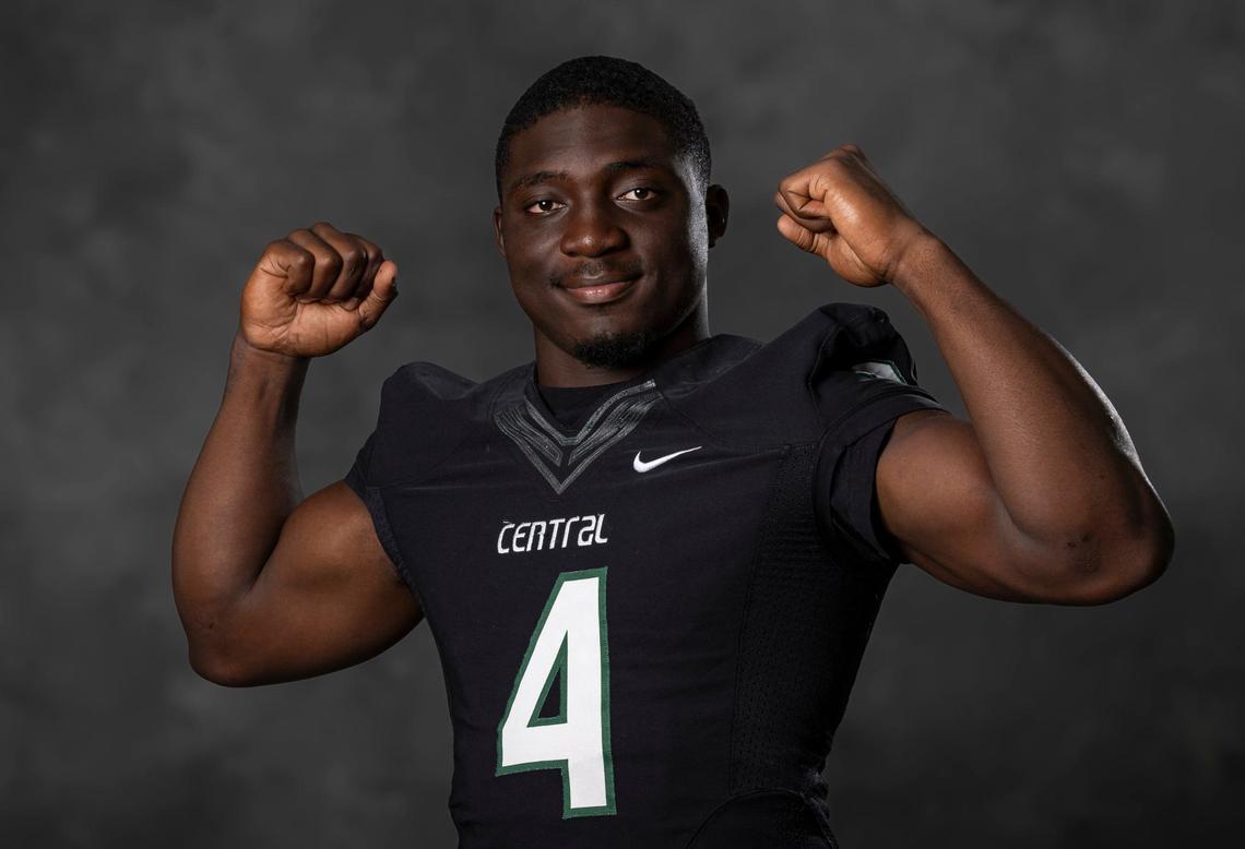 Miami Central High School linebacker Ezekiel Marcelin hopes to lead the Rockets to a 10th state championship.