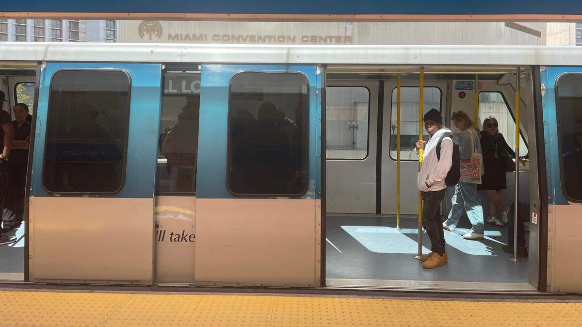 A Metromover train car stops at the Knight Center station on Thursday, Feb. 8, 2024. On Saturday, Feb. 10, Metromover will be shut down from 5 a.m. to 4 p.m. due to a helicopter flyover involving the Miami Tower in downtown Miami.