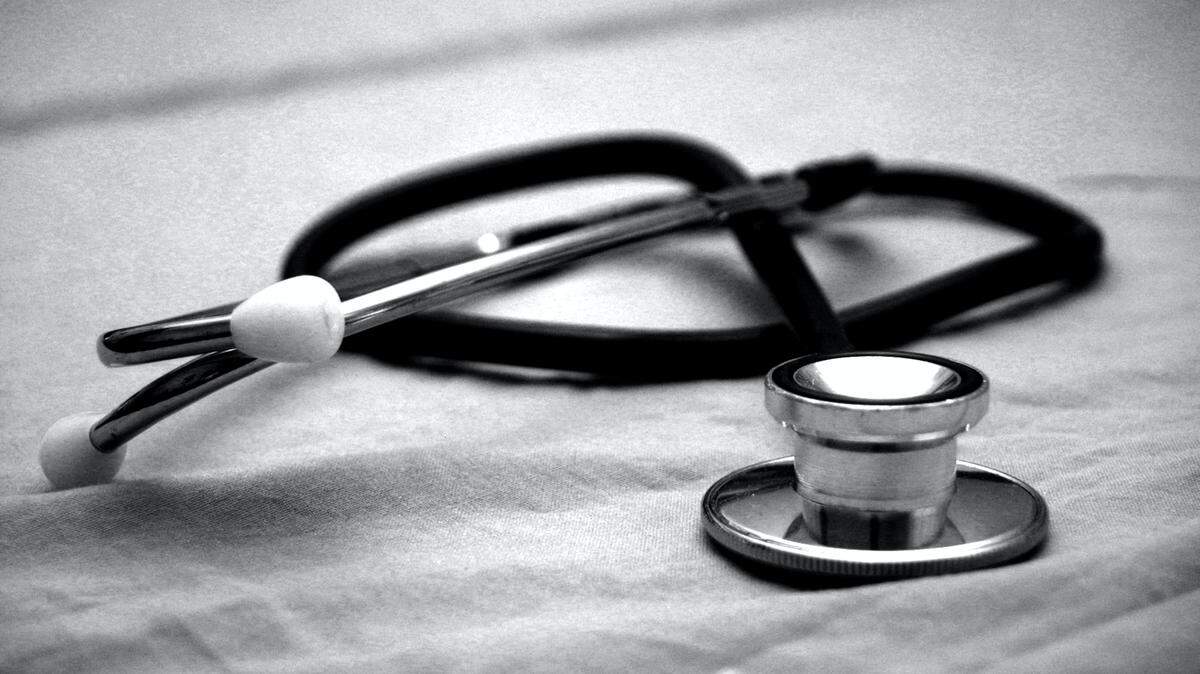 A doctor sexually abused patients, including minors, during exams in New York, feds say.