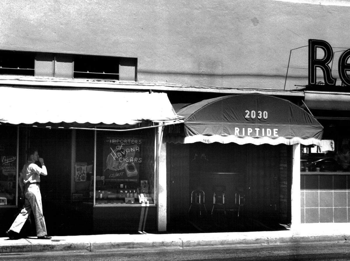 Riptide bar in Miami Beach in 1948.