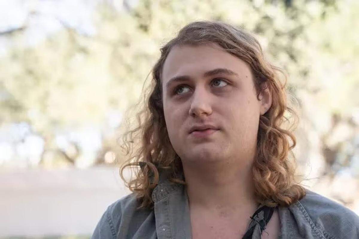 Alaska Miller, a second-year cognitive science major, described the New College atmosphere as “quirky, queer and creative.”