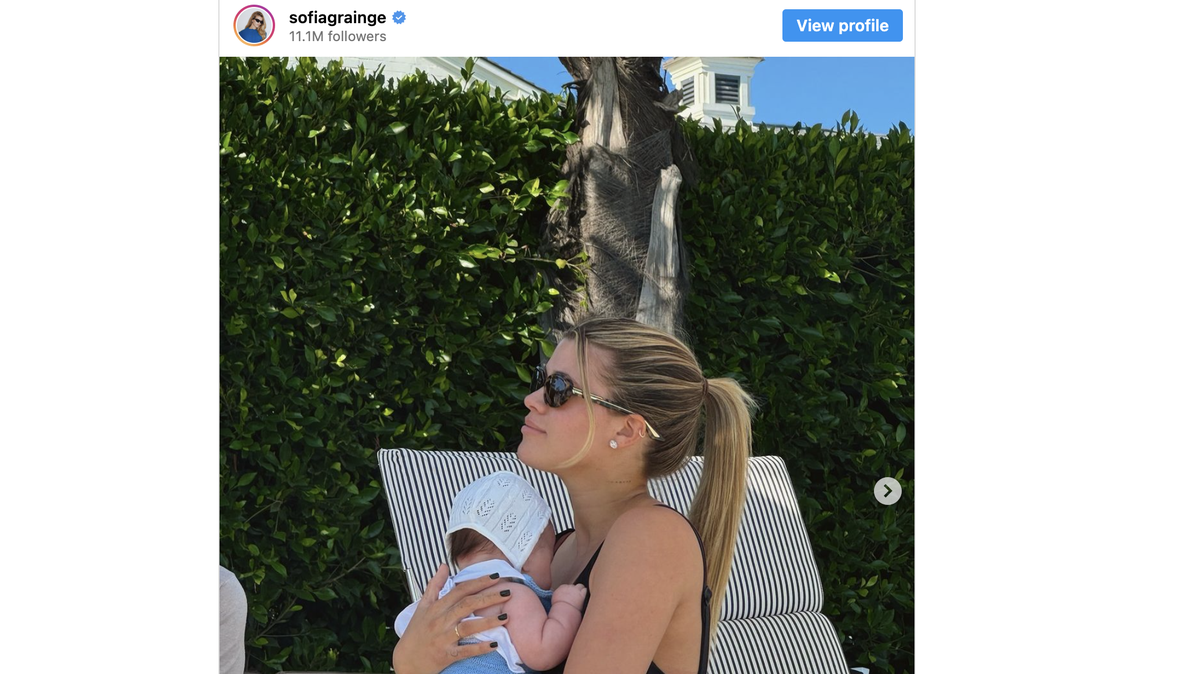 Sofia Richie Grainge details being in active labor for six “intense” weeks.